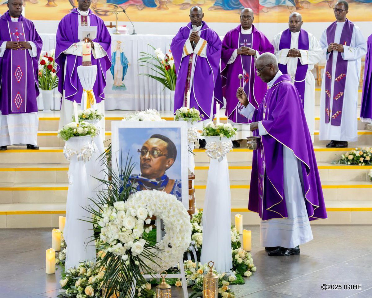 Uyu munsi twaherekeje intwari, mama Ingabire Marie Immaculée.
Gutabaruka muri uku kwezi k’Ukwakira, kuri njye birashimangira ko ari intwari kandi ko yakunze igihugu mu buryo budasanzwe akagikorera atizigamye.

Uko namenye Immaculée, uko namwumvise avugwa na benshi muri iyi minsi,