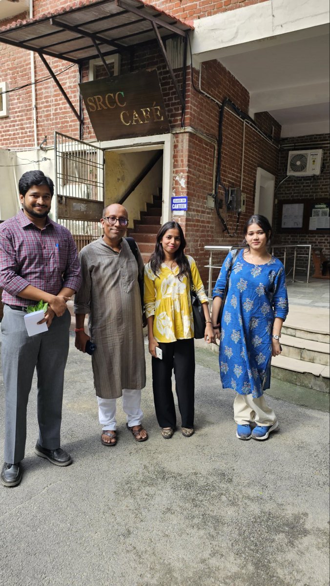 sanjeevzhc's tweet image. It was an honour to be invited to deliver the Inaugural Lecture of Gandhi Study Circle at the prestigious Shri Ram College of Commerce (SRCC),@UnivofDelhi on October 8.
The thoughtful engagement of students and faculty deeply enriched the conversation.