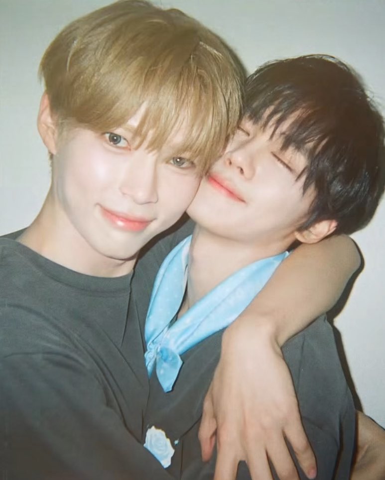 #2025MAMAVOTE
#ZEROBASEONE 

투빈즈 좋은만큼 알티해주세요♡