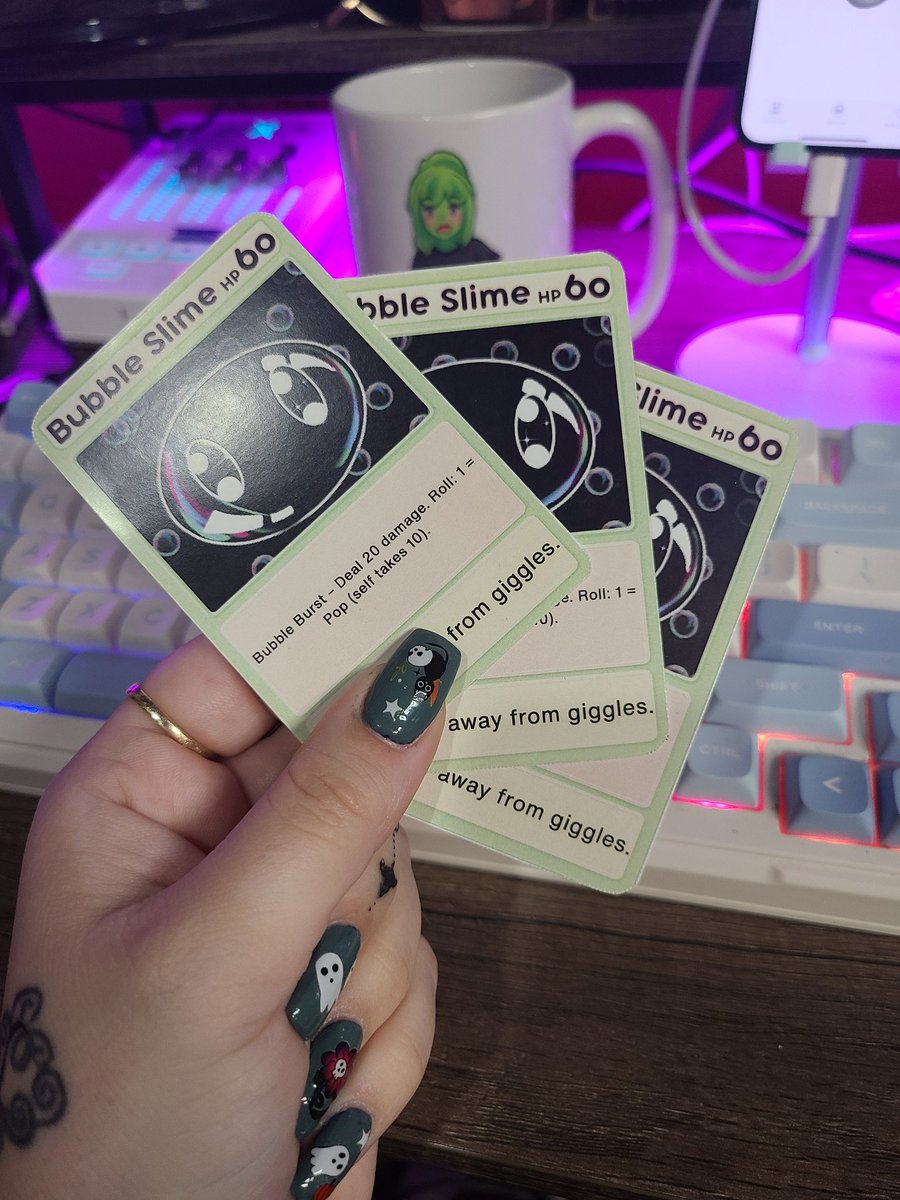 Printing cards for Saturday!!!! Are you going to get your pack?? 💚💚💚💚

#tcg #vtuber