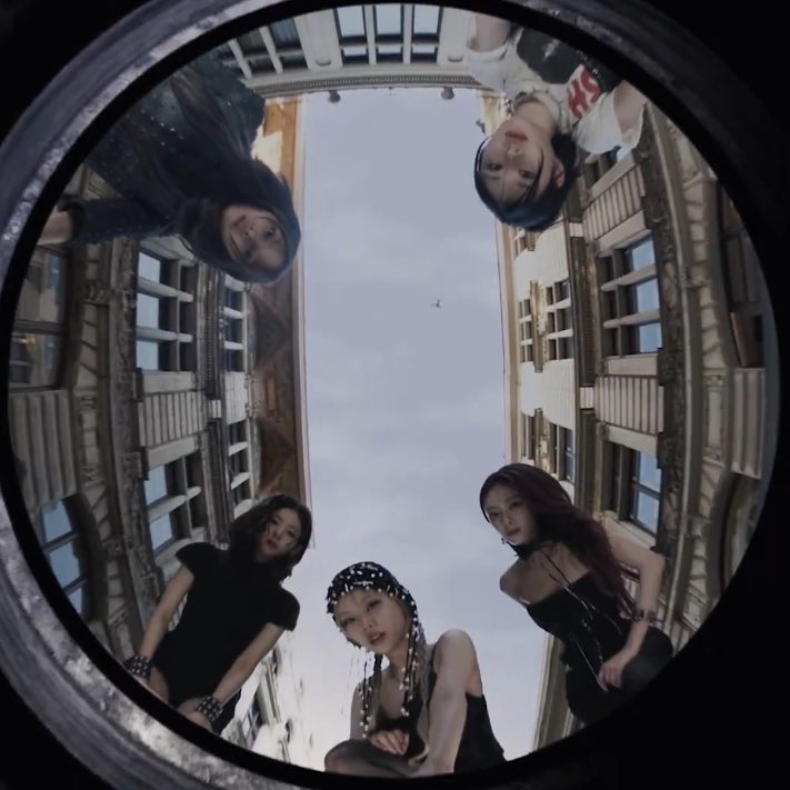 itzypopbase's tweet image. All ITZY members are listed as songwriters on their upcoming song ‘FOCUS’.