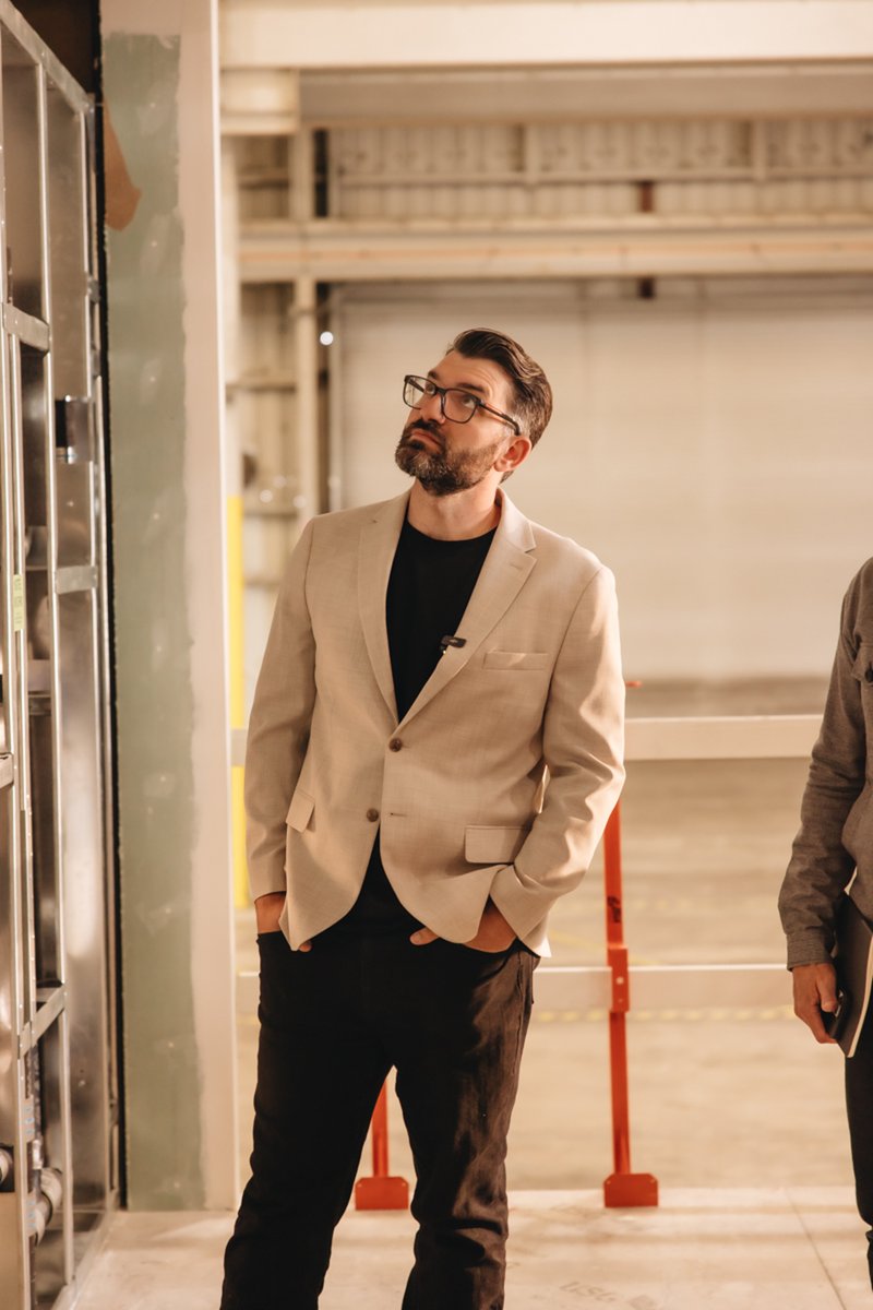 FSModular's tweet image. Big ideas need the right team to bring them to life. 🤝
Michael Ferraro, our VP of Design for Manufacturing, and our LA factory crew are delivering next-gen modular housing for Cal Poly San Luis Obispo: the largest modular project in the U.S.