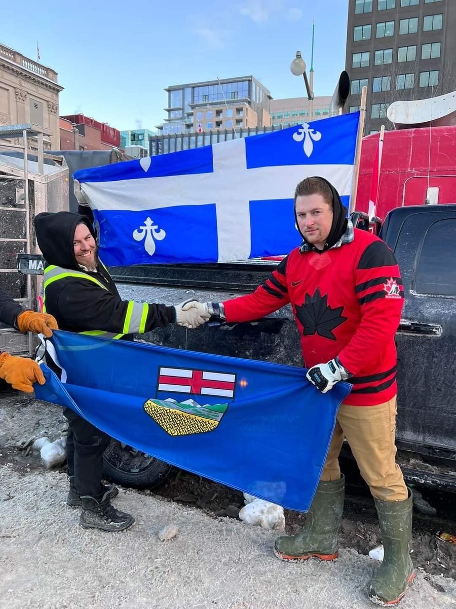 LichTamara's tweet image. Learning French became my goal during the Freedom Convoy after meeting Québécois who changed my perspective and changed my life.

As an Albertan who worked in oil and gas, wanting to learn french may seem surprising. I once believed media and political lies about the…