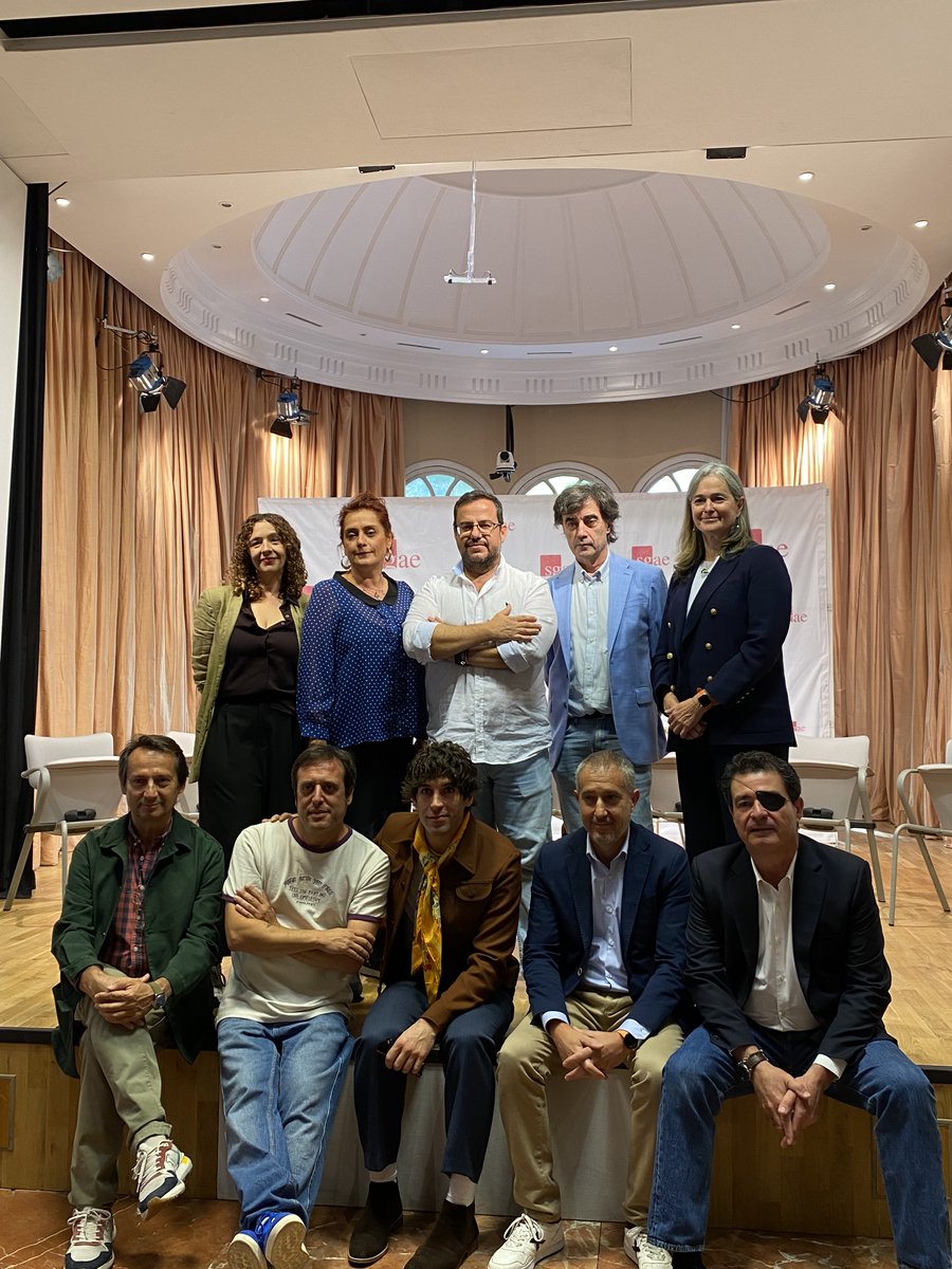 Asociación de Festivales de Música (@aso_fma) on Twitter photo 🎵Esta mañana hemos asistido a la presentación del <a href="/Monkeyweek/">Monkey Week SON Estrella Galicia</a> que... ¡regresa a El Puerto!
Hemos anunciado el III Congreso Nacional de Festivales de Música incluido en Monkey PRO.
🌟¡Pronto comenzaremos a compartir todos los detalles! 🎵Esta mañana hemos asistido a la presentación del <a href="/Monkeyweek/">Monkey Week SON Estrella Galicia</a> que... ¡regresa a El Puerto!
Hemos anunciado el III Congreso Nacional de Festivales de Música incluido en Monkey PRO.
🌟¡Pronto comenzaremos a compartir todos los detalles!