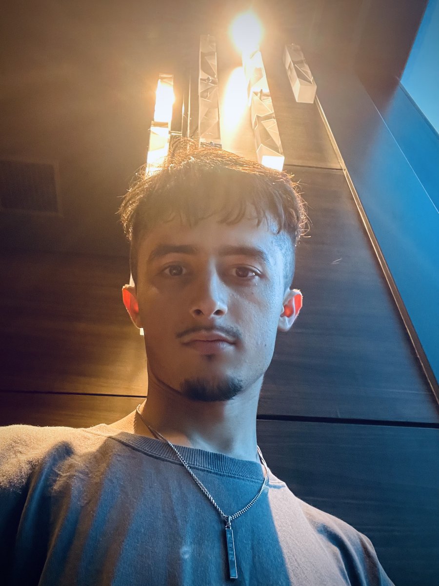 TechWithArian's tweet image. hey i am arian, full Korean, based in sf, looking to make friends here. say hi 👋
lets see if ThiS conVerts!!