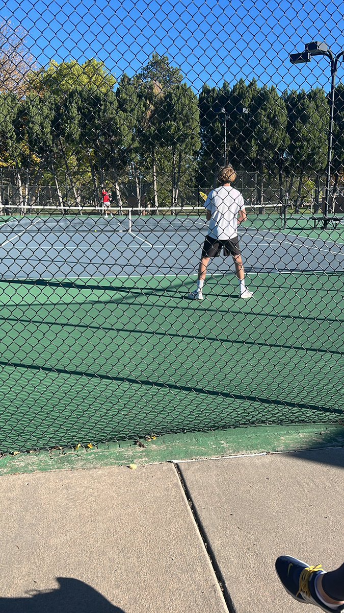 FHS Golden Eagles tweet media