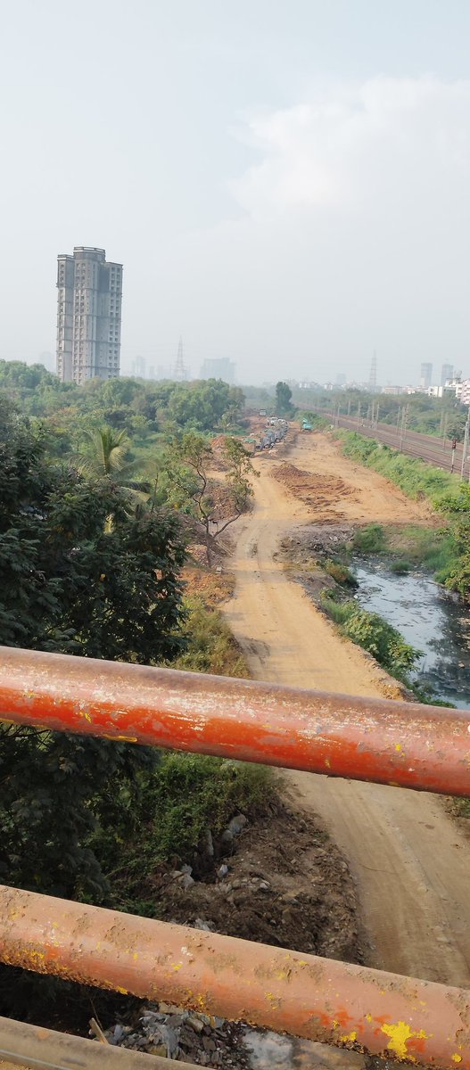 Work in progress - connecting Dahisar West to Mira Bhayandar West parallel to Western Railway tracks