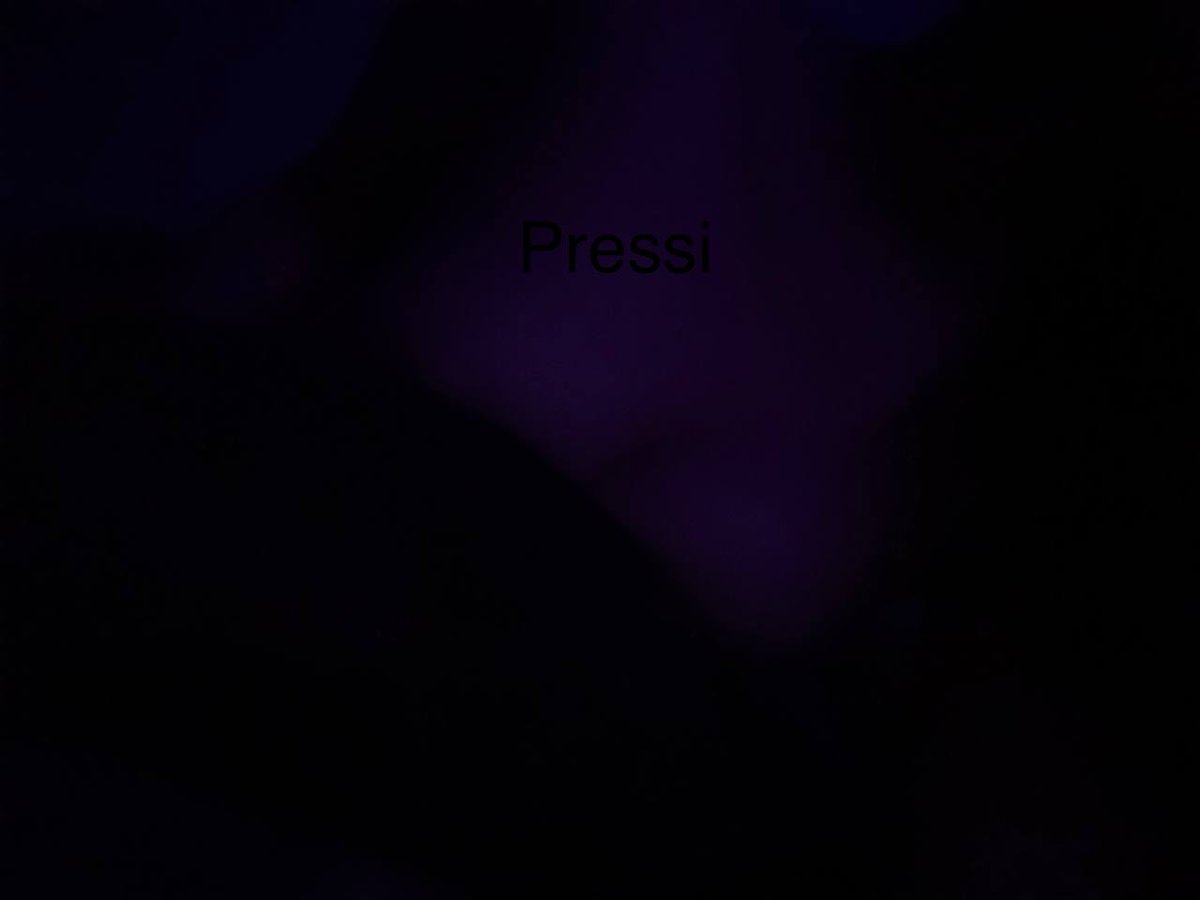 Preesssi's tweet photo. Hơm có điện ⚡️⚡️⚡️ https://t.co/po1rYUIUyM