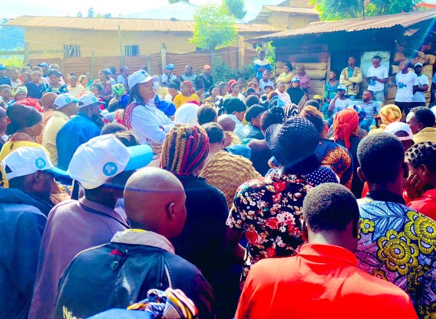 PrMatofali's tweet photo. #Butembo : Déterminer à apporter le changement digne de ce nom en RDC et convaincu que la population doit y jouer un rôle très capital , notre Fondation, #Fopromayo, affiliée au parti @Ensemble_MK du Pr @moise_katumbi , a lancé ce jour, des réunions dans les 30 quartiers que compte la ville de Butembo. L’objectif principal est de mobiliser la population à s’approprier le programme de gestion de notre parti suivant la vison du Pr @moise_katumbi !
2028 c’est déjà demain !