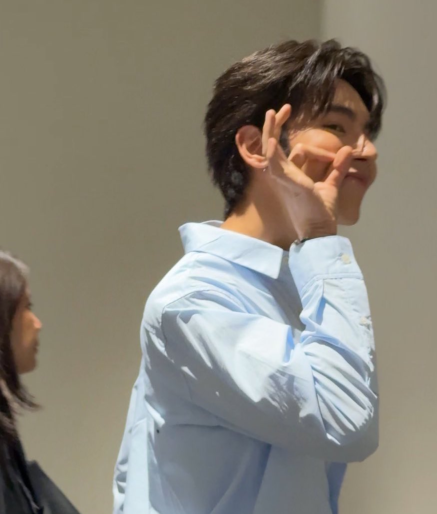 myrockettt's tweet image. ฮือออ น้องขอแจ้มส้มจากพิสุดหล่อมาให้ด้วย ในวันที่จั๊นไม่ได้ไปยังมีตัวแทนขอมาให้🥹💘
#JetATLAS