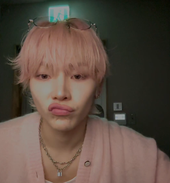 cori ★ (@minisodeweno) on Twitter photo 