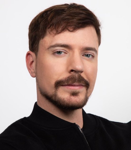 Daily Loud tweet media