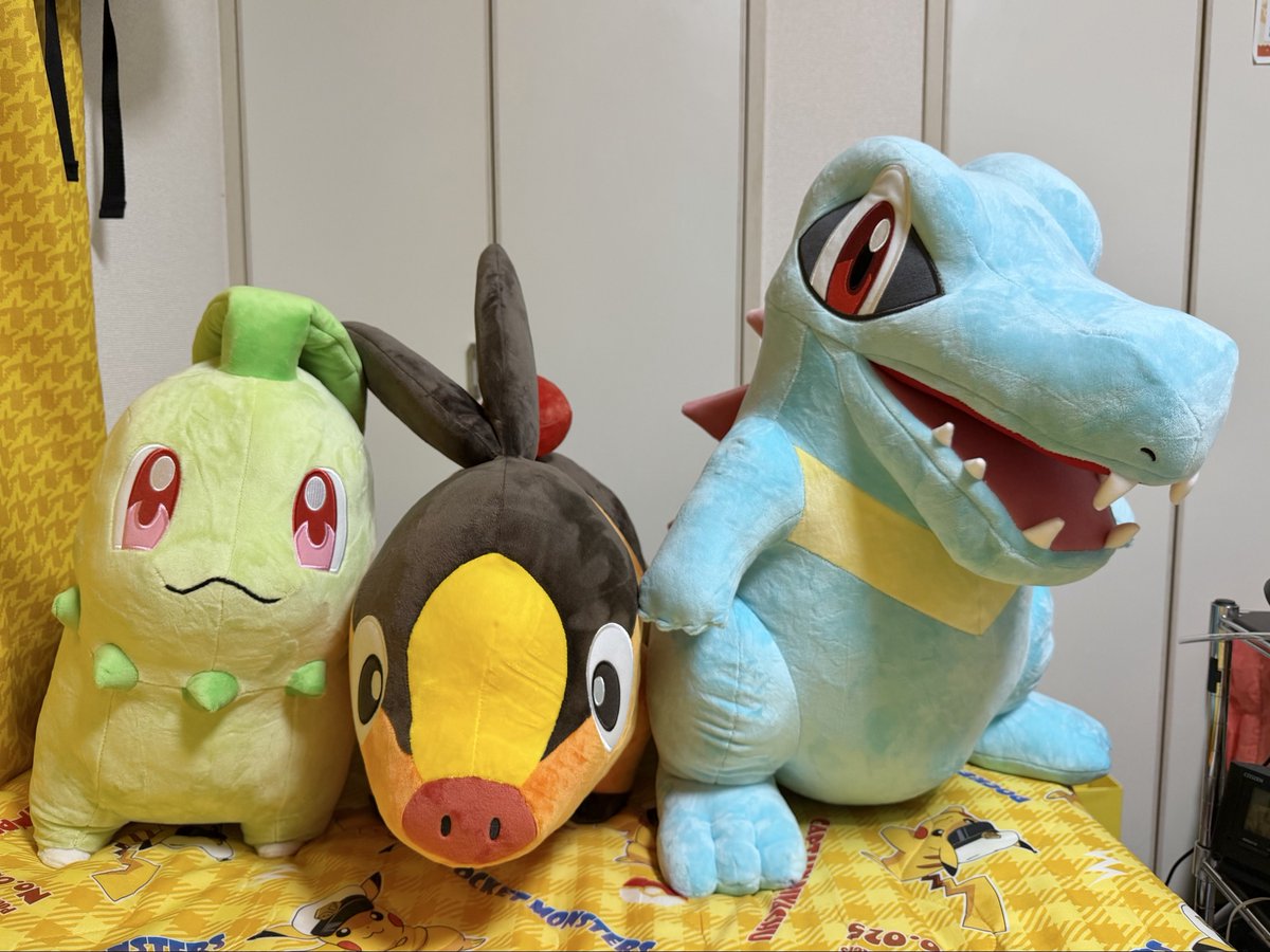 等身大ぬいぐるみ チコリータ、ポカブ、ワニノコ 特にワニノコは大きく