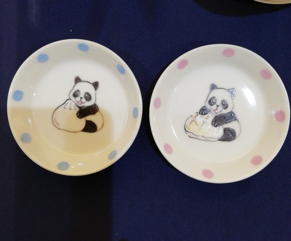 手作り6人展、１日目ありがとうございました🎵
いつもと一緒で鳥さん多めです。
豚まん&amp;メロンパンパンダもあります

デュオギャラリー（デュオ神戸）
2025年１０月１６日～２１日
１１時～午後７時まで