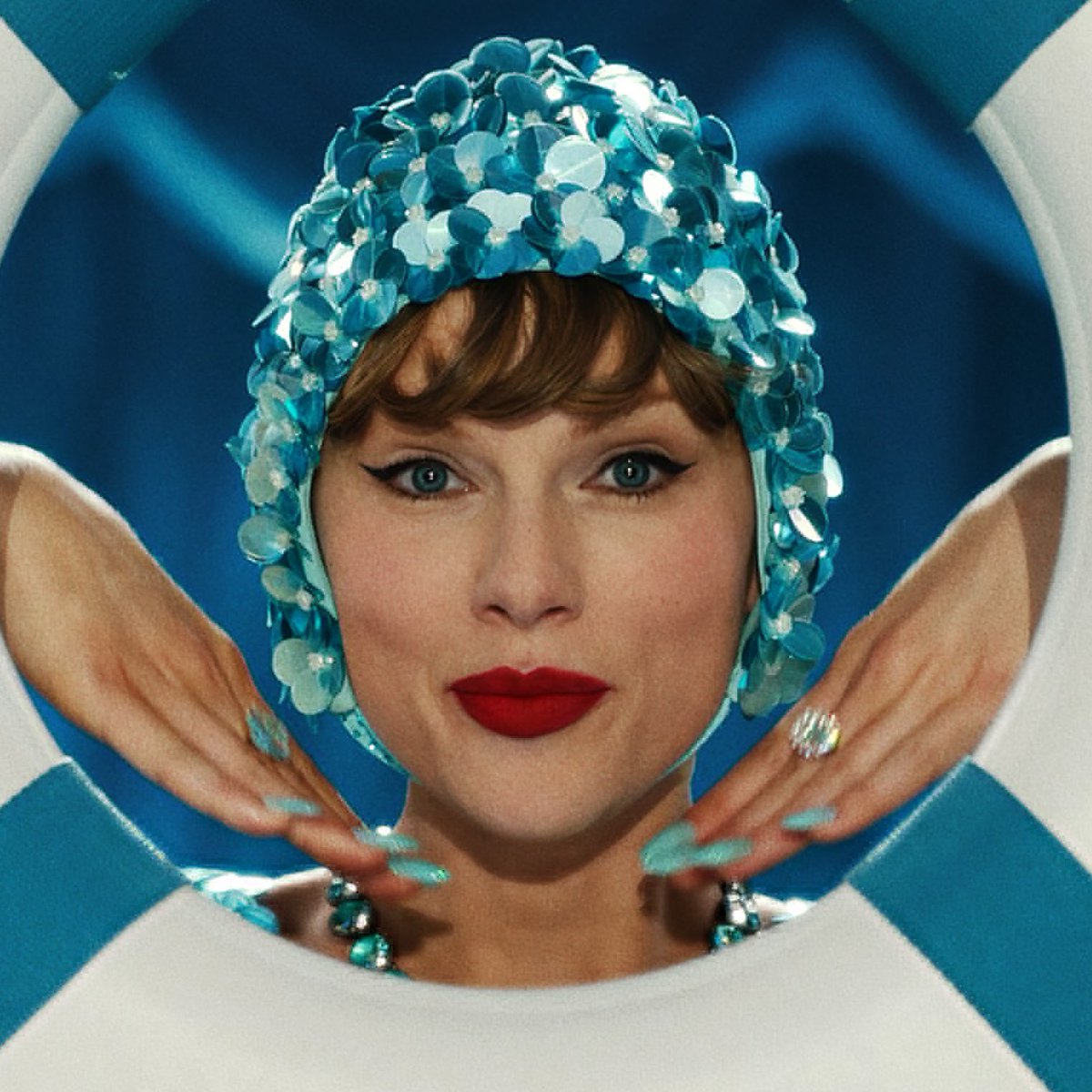 SeriesBrasil's tweet image. TREZE! The Fate of Ophelia, de Taylor Swift, permanece no TOPO do Spotify Global pelo 13º dia consecutivo, com 11.5 MILHÕES de streams.