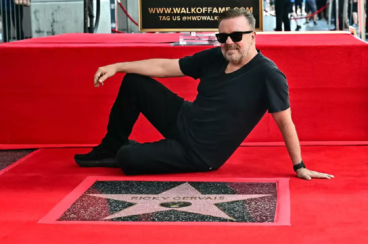 tuitegroup's tweet photo. The English comedian and actor Ricky Gervais has just sold an apartment on East 63rd Street for $1.4 million, according to city property records filed on Monday. https://t.co/4aVyG0y1Ln https://t.co/Giv7x1BtDq