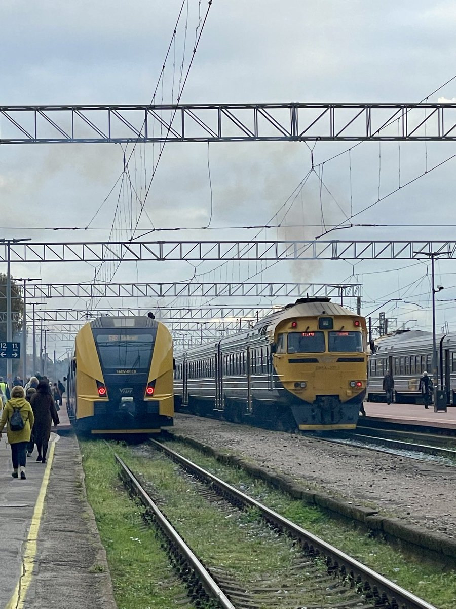 Janis_Volberts's tweet photo. Šomēnes uz centru braucu ar public EV - daudz komfortablāk, ātrāk, lētāk, mierīgāk, zaļāk, vnk superīgi 👍 https://t.co/Q7yGuxygyC