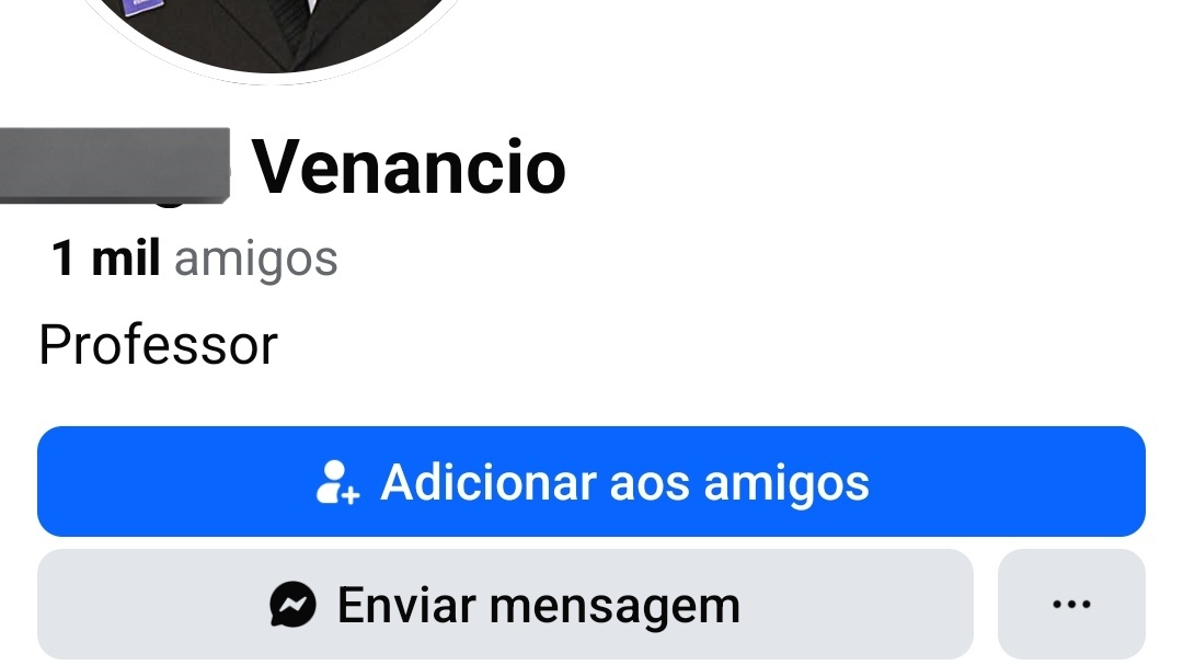 wintrntual's tweet image. eu fui dar uma stalkeada e achei esse cara (que acho que é o pai dela) e por acaso tbm é professor