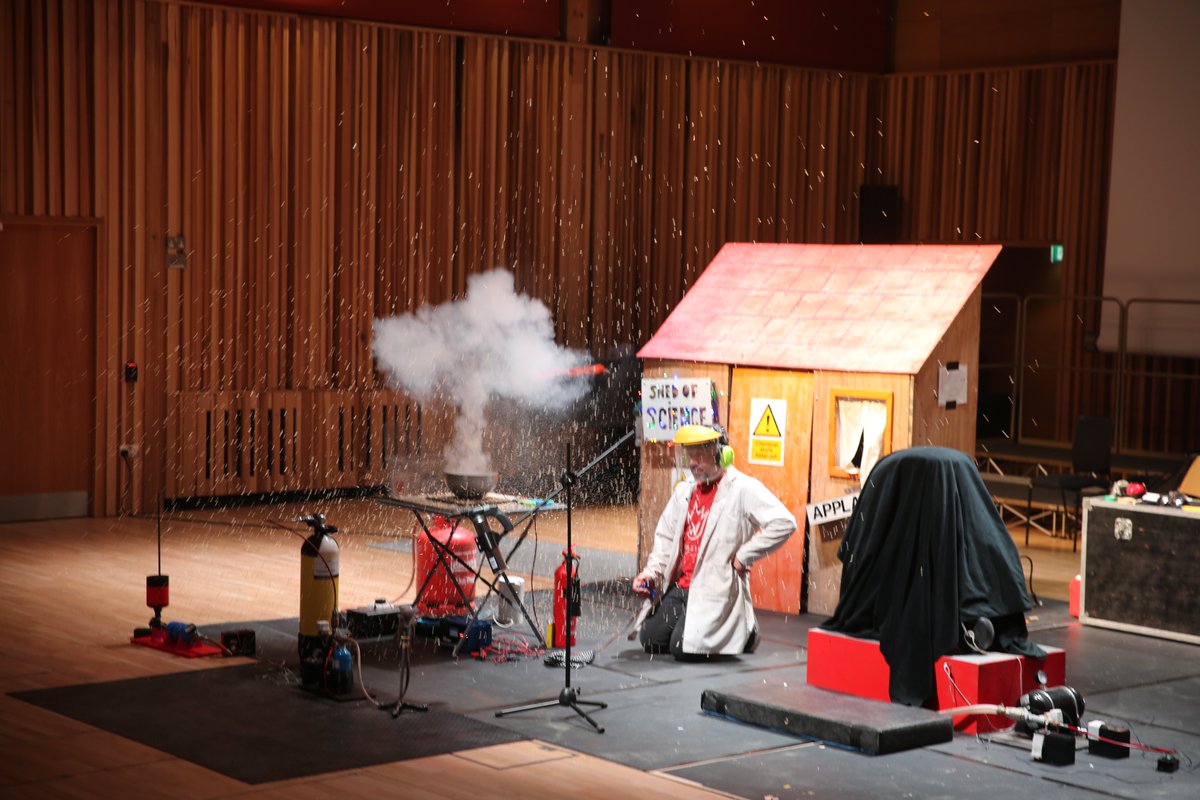 SG_STEM's tweet image. Science came to life with an explosive visit from Wonderstruck, who hosted an immersive show called BANG! The Science of Movie FX. The display featured fireballs, blast effects, and a touch of Hollywood magic to reveal how those big explosions in action movies are really done.