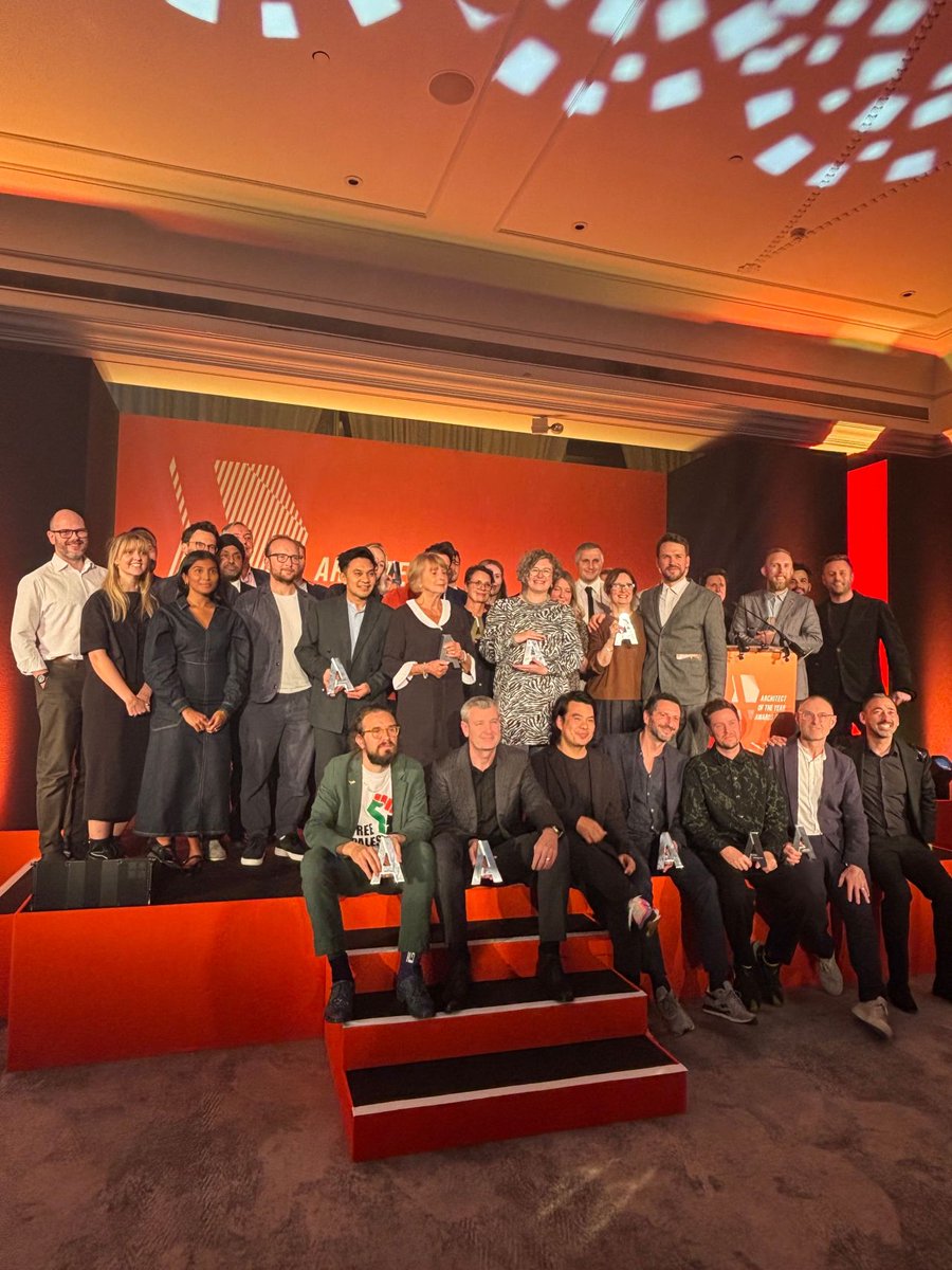 Ackroyd Lowrie tweet media