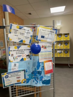 🇪🇺L’Europe au cœur du lycée Clouet !
Rencontre du DASEN avec des élèves engagés à l’occasion des #ErasmusDays : projets, échanges, expo…
Une jeunesse tournée vers l’Europe 🌍✨
<a href="/ac_orleanstours/">Académie d'Orléans-Tours</a>