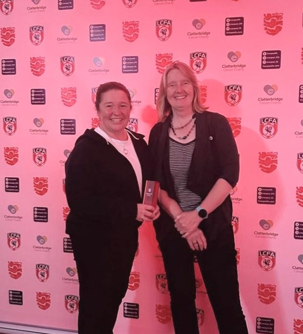 LivFedsYouth's tweet photo. LIVERPOOL FEDS  have been named 'Club Of The Year 2025' at the Liverpool County FA Awards. 👏👏👏

1990 founding members Sue Carmichael and Janie Moore (pictured) collected the award at this weekends celebration.

Well done 👏👏

Want to sponsor this amazing club? Get in touch. https://t.co/M6kDhrWjNY