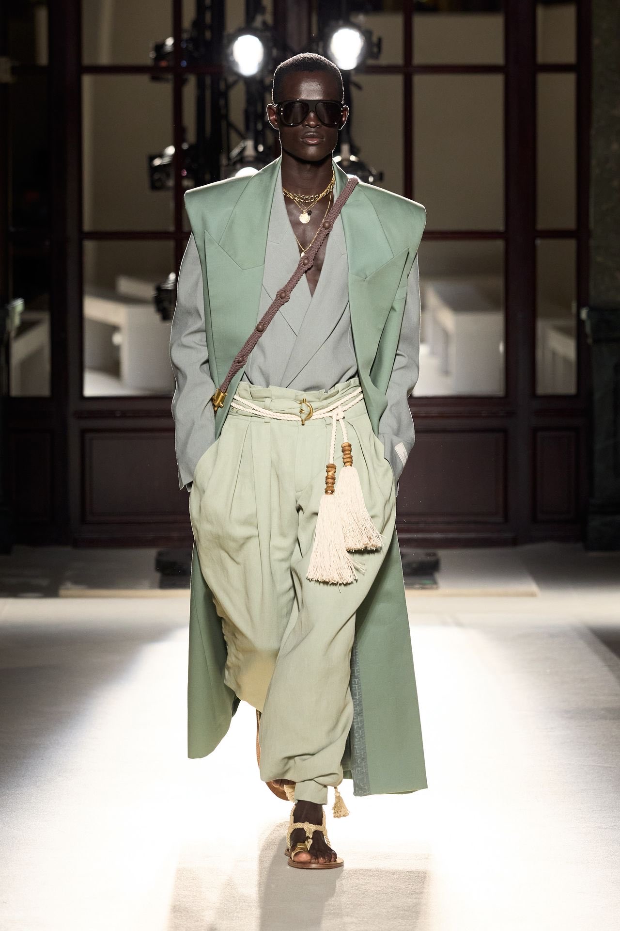 Ivory on X: "Balmain Spring 2026 Menswear https://t.co/jdtzUhtQ3J" / X