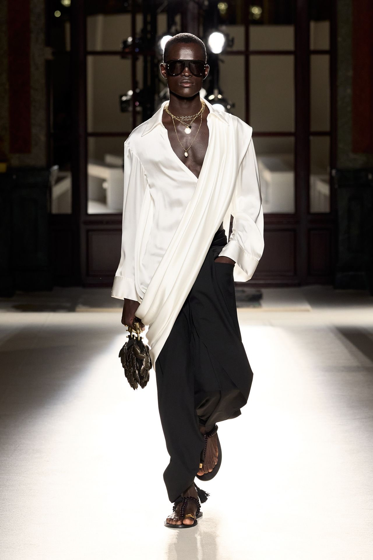 Ivory on X: "Balmain Spring 2026 Menswear https://t.co/jdtzUhtQ3J" / X