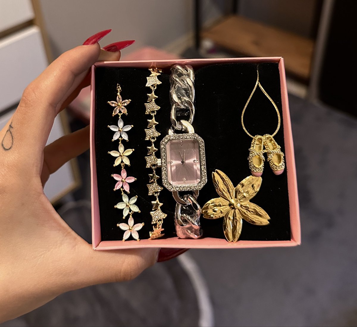 çitlembik zeyno tweet media