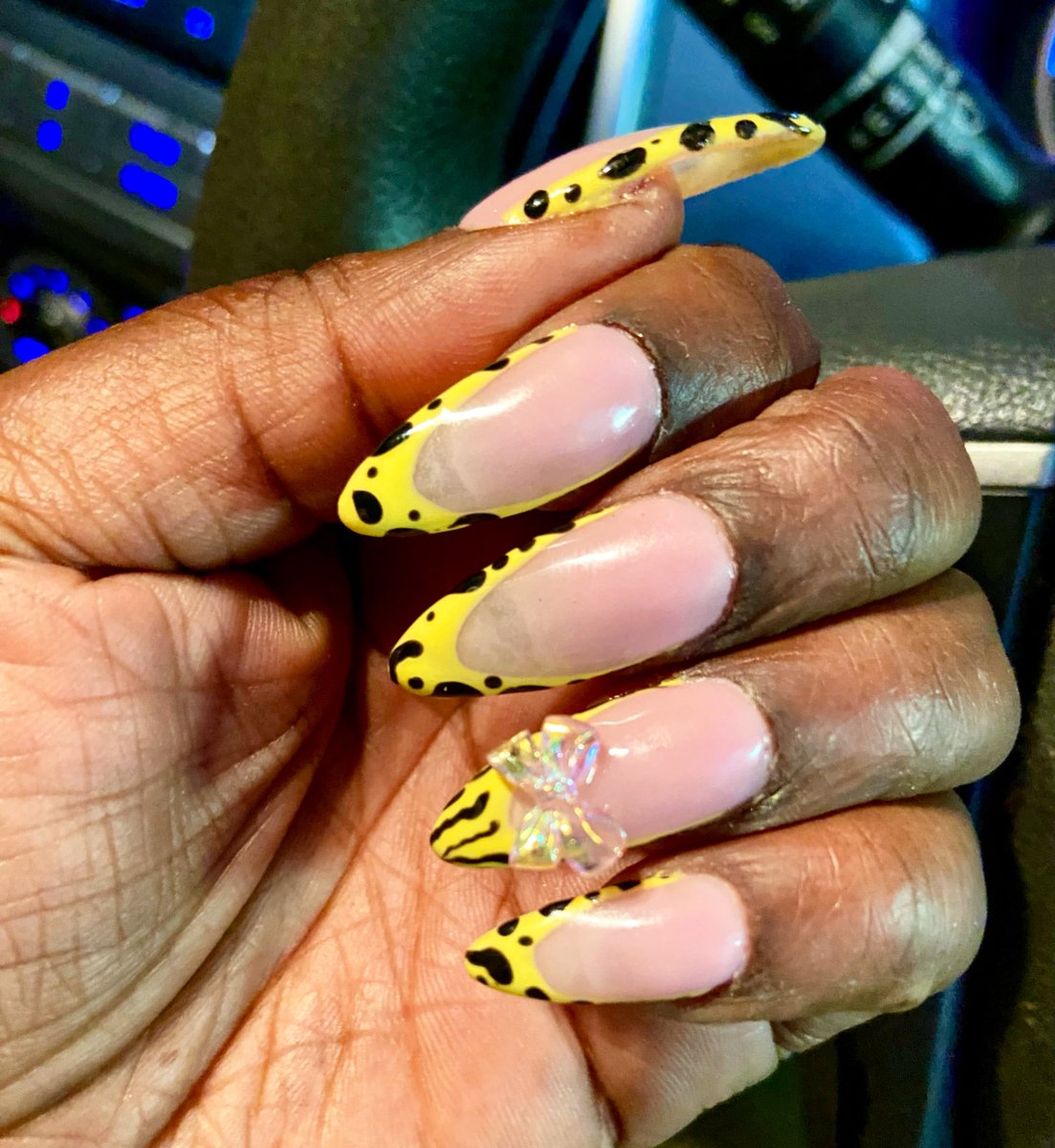 For all your Brows.Eyelashes.Facials and Nails❤️💅