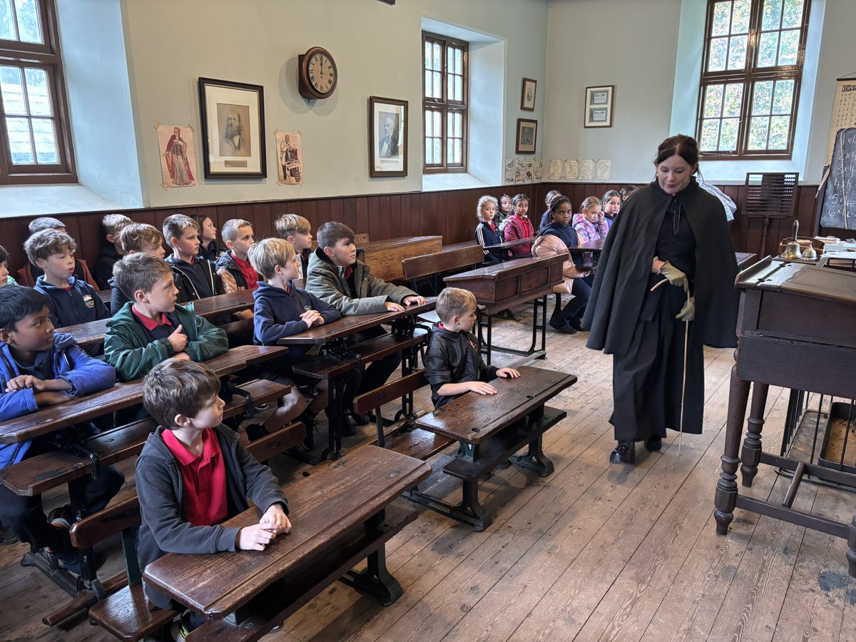 Hendrefoilan's tweet photo. We had the best day!!! @StFagans_Museum #MR #hdfphum https://t.co/14ITRR9M6l