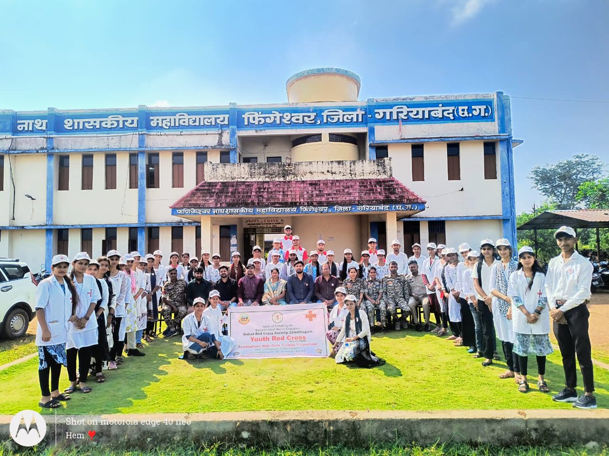 DBNSSPO's tweet photo. Under the leadership of Program Officer @DBNSSPO, one day CPR training workshop was successfully concluded in the dignified presence of volunteers, health workers, constables of police department and city police. https://t.co/pcTTiQmYIZ