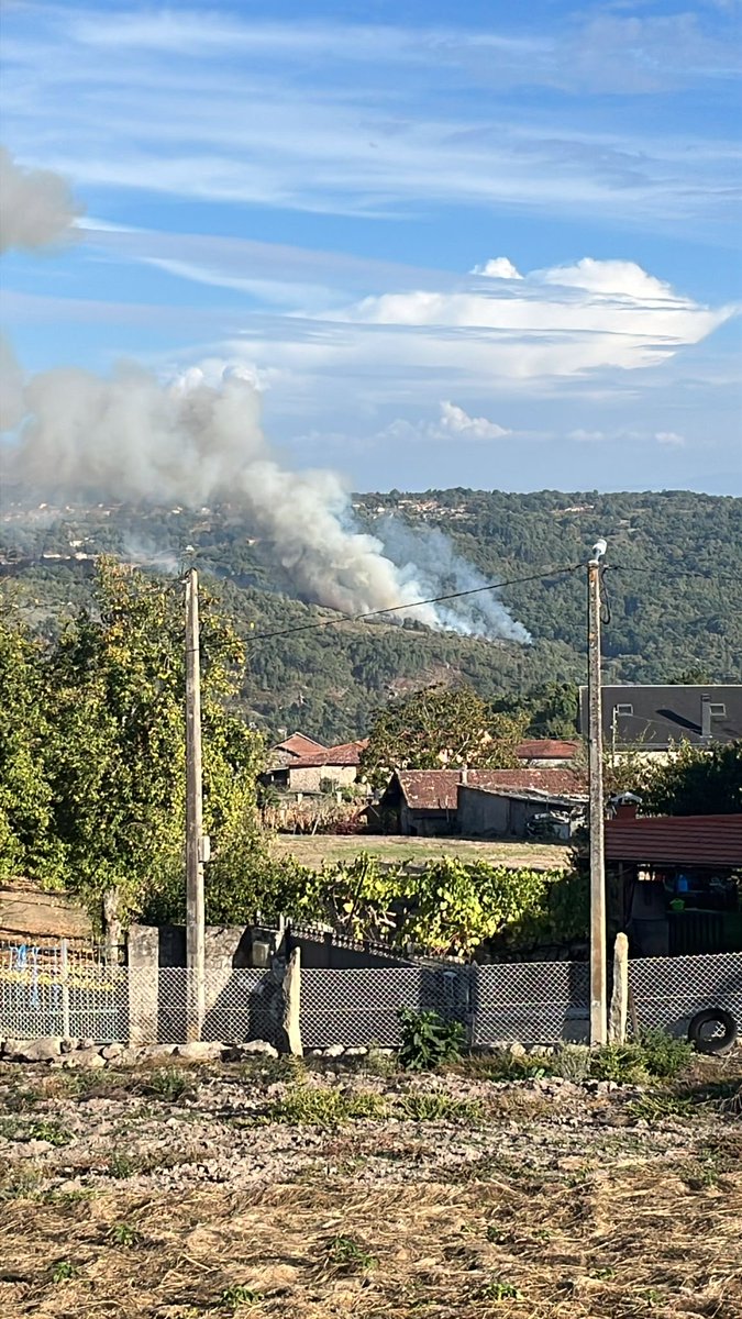 OURENSE||🔥declarado incendio en trasalba (amoeiro)🔥