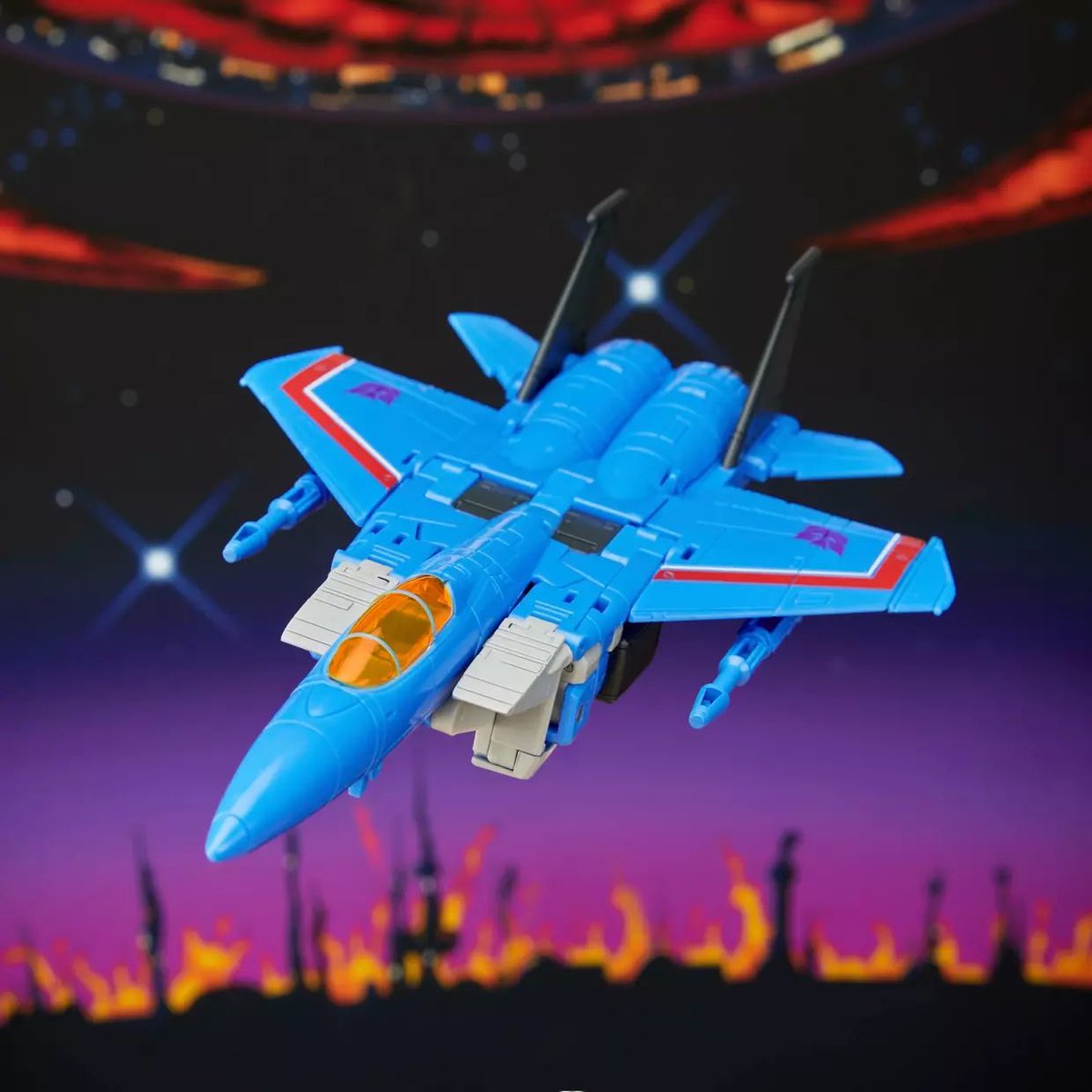 TransformersDen's tweet image. Studio Series The Transformers: The Movie - [Voyager Class] Thundercracker!

entertainmentearth.com/product/hsg219…

#Transformers #Thundercracker #Hasbro