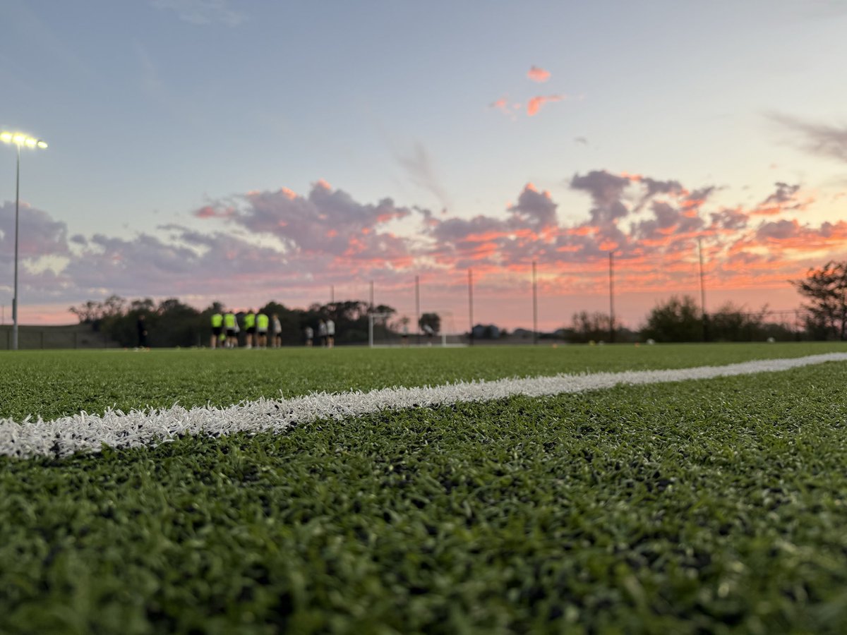 Home sweet home 😍

Blessed with the best sunsets at HQ 👌🏻

#SunsetHour #GEANorthTurf