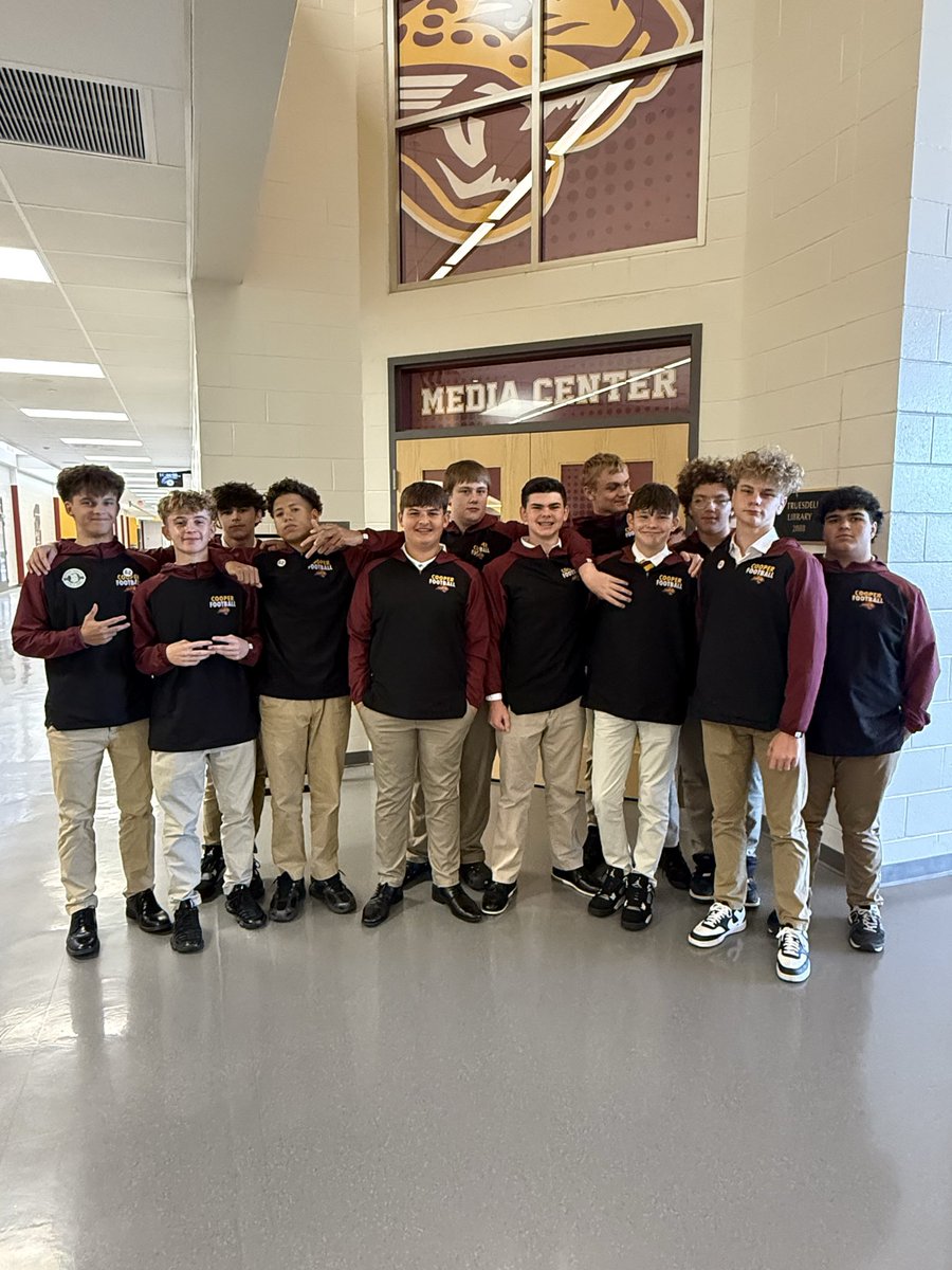 GreatRCstore's tweet image. Come out and support the Freshman football team tonight at home vs. Dixie 6:00pm !!! 🐆 🏈

Show out and be loud!