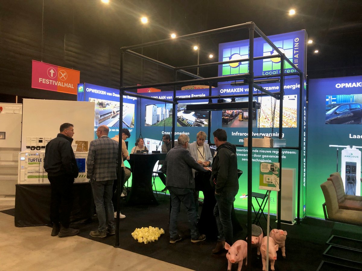 herschel_ir's tweet image. 🐷🐔 Great to see how far infrared heating can go! We’re supporting our European reseller Local Green Heating at the Dutch Pork &amp;amp; Poultry Expo 2025. Also working on poultry farm projects in Australia—replacing gas with our InfraSense-controlled, solar-ready infrared heaters.