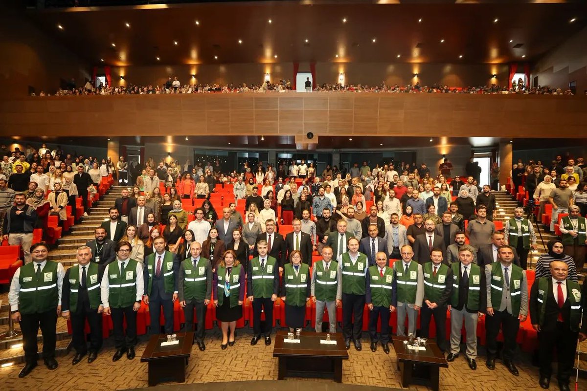 Gaziantep Valiliği himayesinde Gaziantep Büyükşehir Belediyesi ve il kurum müdürlükleri katılımıyla #BağımsızlıkSeferberliği protokolü imzalandı. 
#YeşilayVarsaHayatVar