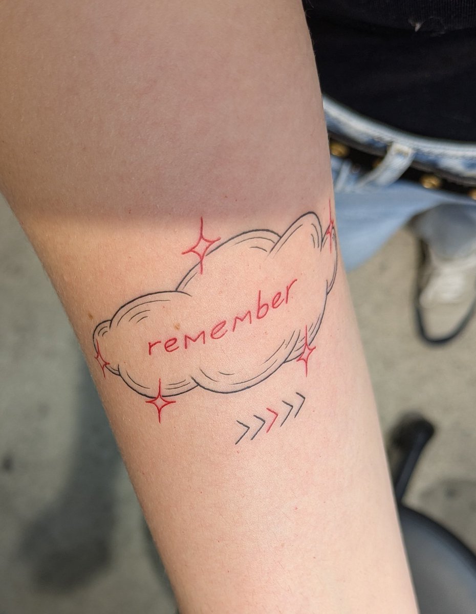 On this special day, a new tattoo to look for him in the region of the summer stars... because you gave me so much to remember liam 🤍