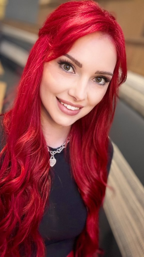 GingrBredBeauty (@gingrbredbeauty) on Twitter photo Hey guys! We are kicking off the TwitchCon streams this morning in about 10-20 or so minutes! Currently hanging out in the hotel lobby with some starbies! Twitch.tv/gingrbredbeauty 
#repost if you’re cool Hey guys! We are kicking off the TwitchCon streams this morning in about 10-20 or so minutes! Currently hanging out in the hotel lobby with some starbies! Twitch.tv/gingrbredbeauty 
#repost if you’re cool