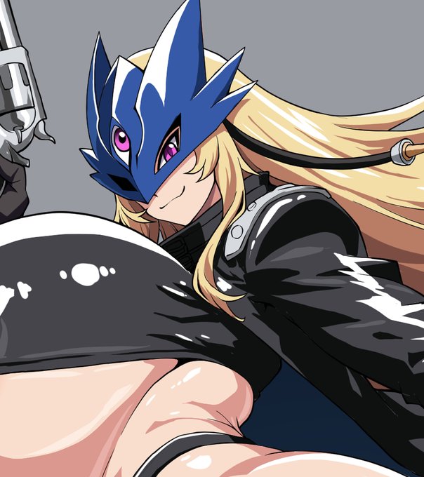 ここ1年近く忙しすぎて中々絵が描けませんでしたが、億年ぶりにファンティアに登録しました。 最近話題のデカパイ下乳モンです。