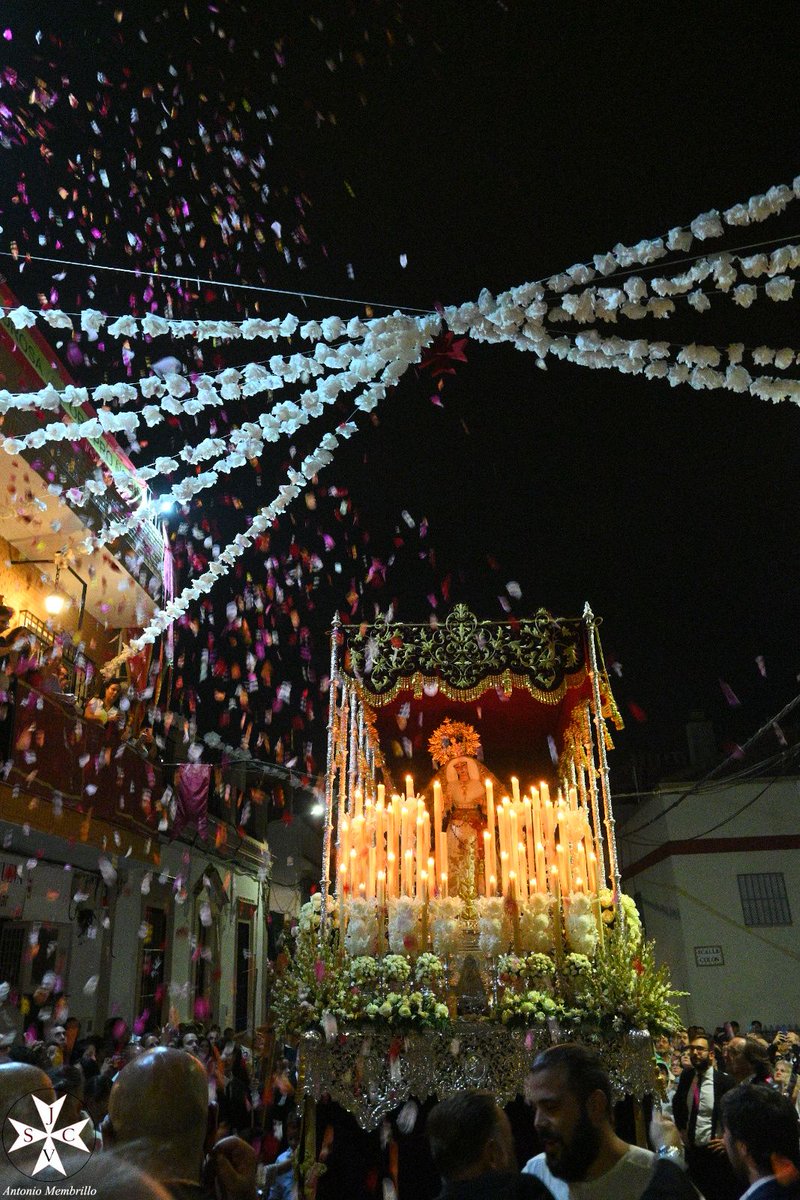📸 Ya tenéis en nuestra web #SJCofradiera la galería fotográfica de la Salida Extraordinaria de la Virgen de los Dolores con motivo de la Imposición de la Medalla de Oro de la Villa.

<a href="/HdadSJBautista/">Hermandad Sacramental de San Juan Bautista</a> <a href="/GJ_SJBautista/">Grupo Joven San Juan Bautista</a>

🔗: sjcofradiera.wordpress.com/2025/10/16/gal…

📲 #TDSCofrade #CofradiasAND