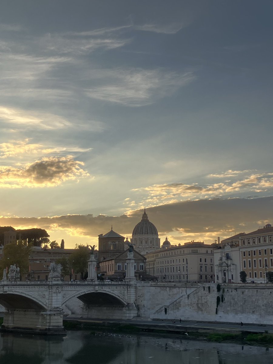 Jonathan Black tweet media