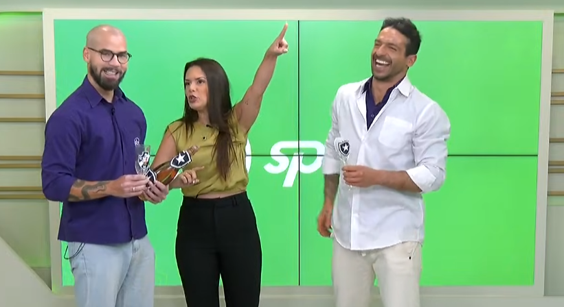 sbtrio's tweet image. SBT SPORTS RIO NO AR❗️Já sintonizou? 👀

Participe com a hashtag #sbtsportsrio ⚽️

Assista também pelo Youtube: youtube.com/watch?v=HnypvC…