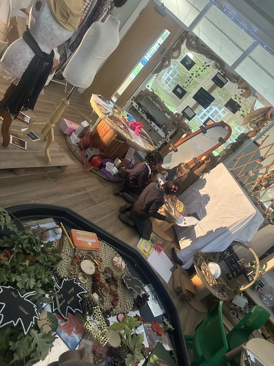 Today our storytellers brought Rama and Sita to life—using light as their magical medium. By using silhouettes and movement, children can focus on the essence of a character or scene without being distracted by details—making the story feel universal and timeless. #EYFSMagic