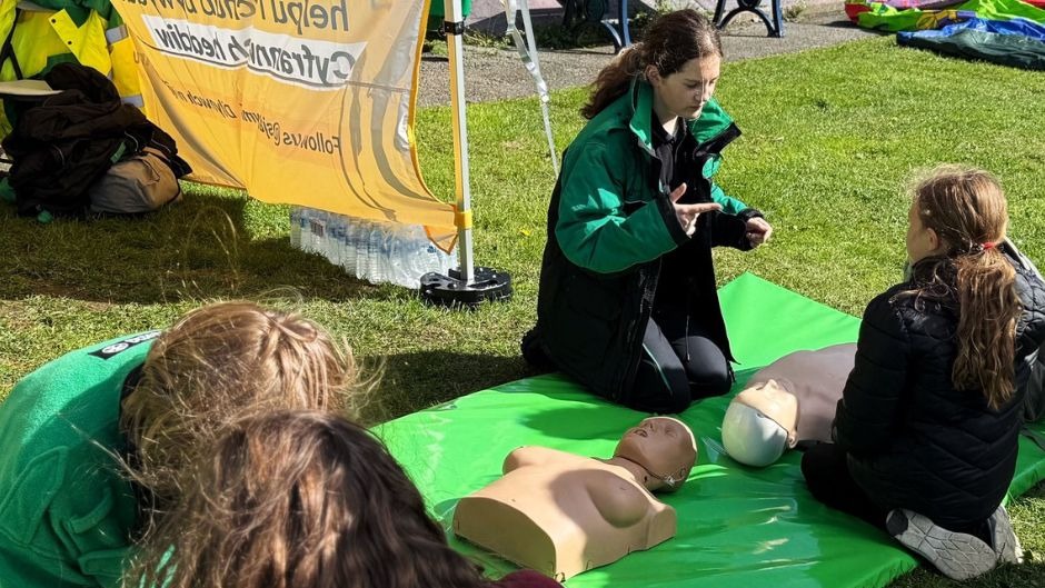 St John Ambulance Cymru (@sjacymru) on Twitter photo (1/1) On #WorldRestartaHeart Day we thought we'd take a look back over our recent #SaveALifeSeptember campaign, which saw over 3,500 people learning vital CPR and defib skills with our #PoblStJohnPeople, helping us further towards our vision of Wales as a community of lifesavers (1/1) On #WorldRestartaHeart Day we thought we'd take a look back over our recent #SaveALifeSeptember campaign, which saw over 3,500 people learning vital CPR and defib skills with our #PoblStJohnPeople, helping us further towards our vision of Wales as a community of lifesavers