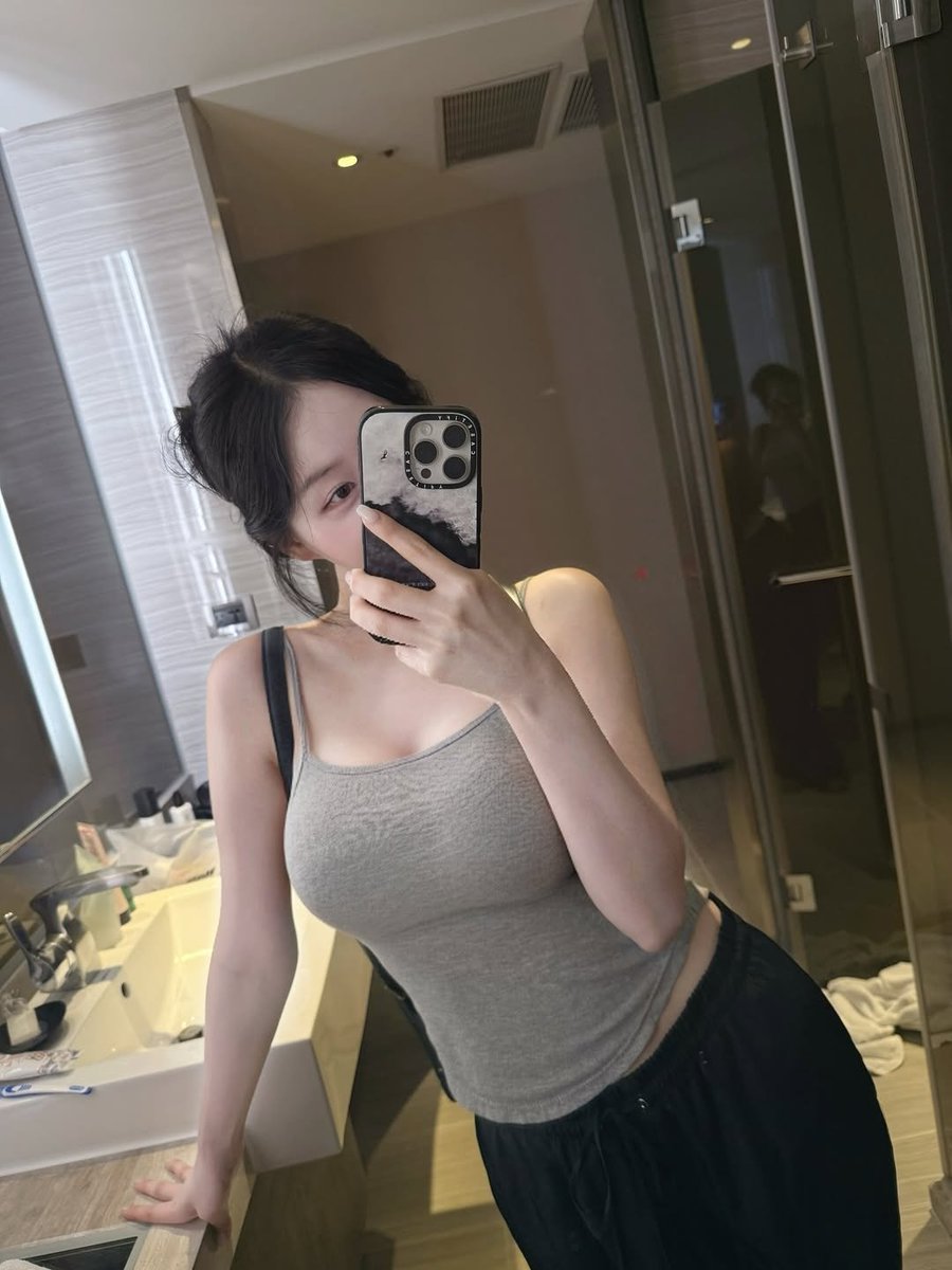 ㅤ
Long time no see. 
ㅤ