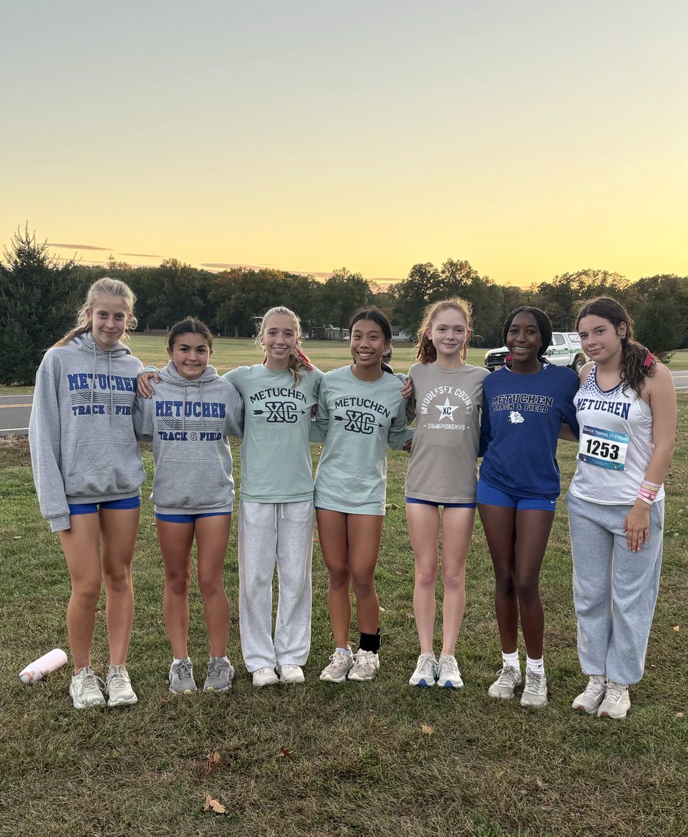 Congratulations to our Metuchen XC girls who continue to improve week by week.

Team Runner-Up Red Division to a strong So.Brunswick team. 

Ella Andersen - individual Red Division Champion- she has worked so hard!

We are a young group with loads of potential!  Great work girls!