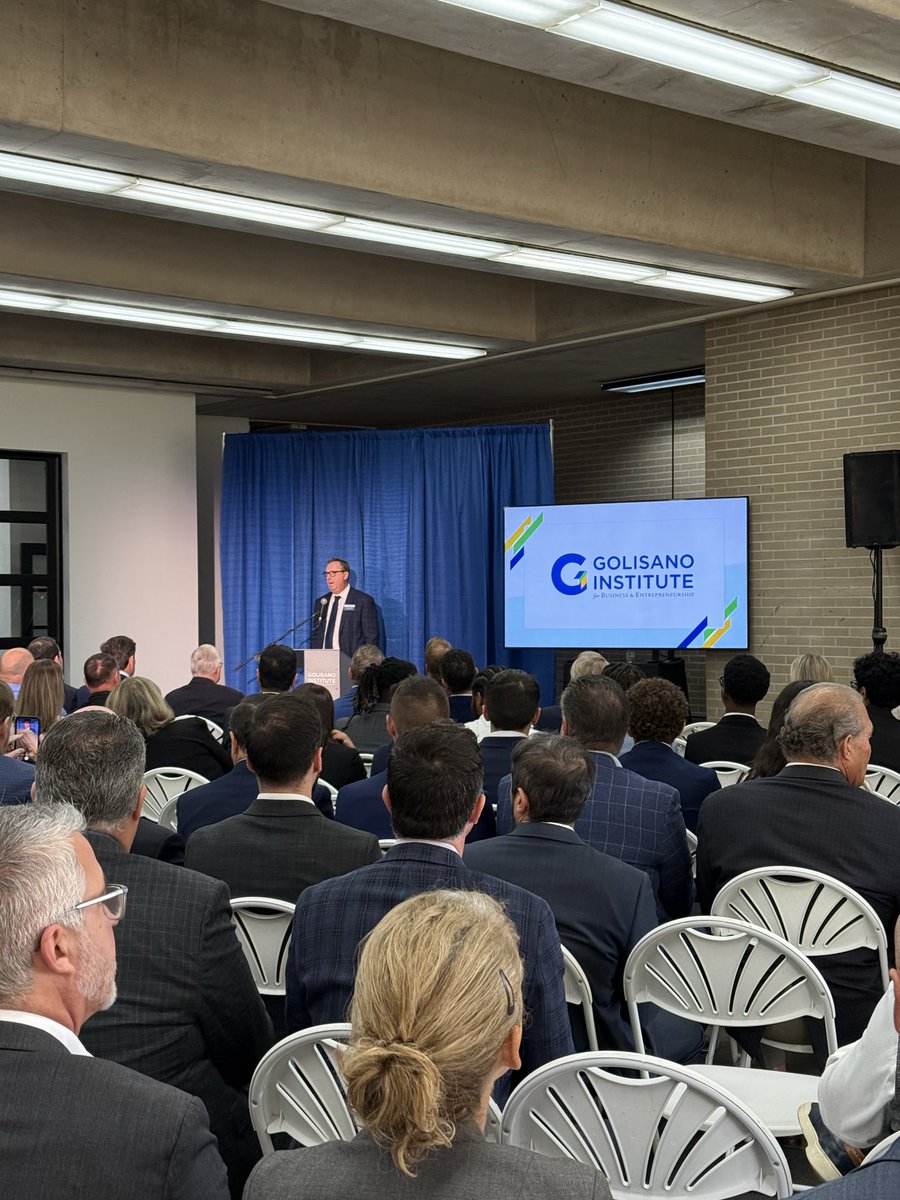 Hope_Winter's tweet image. The building that is the former home of The Buffalo News, will become the Golisano Institute for Business &amp;amp; Entrepreneurship.
They’re expecting to open their doors Fall of 2026.
We will have more about the programs that will be offered at the institute tonight on @news4buffalo