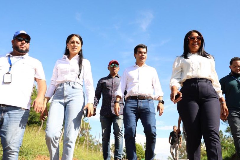 warnaudbisono's tweet photo. Supervisamos la ampliación del Acueducto Múltiple Monción–Sabaneta, una obra que llevará agua potable a más de 30,000 habitantes. Este proyecto es parte de nuestro compromiso de corregir déficit histórico en el suministro y dignificar comunidades olvidadas.

#SomosINAPA https://t.co/McnkDEcwe1